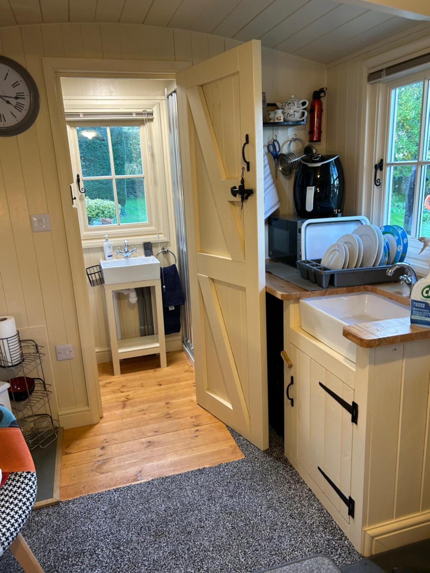 Monkspool B&B Church End Bagian luar foto